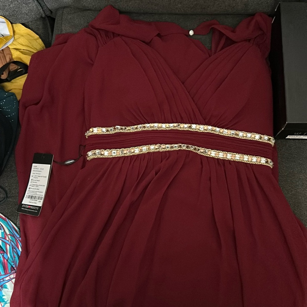 Women’s dress